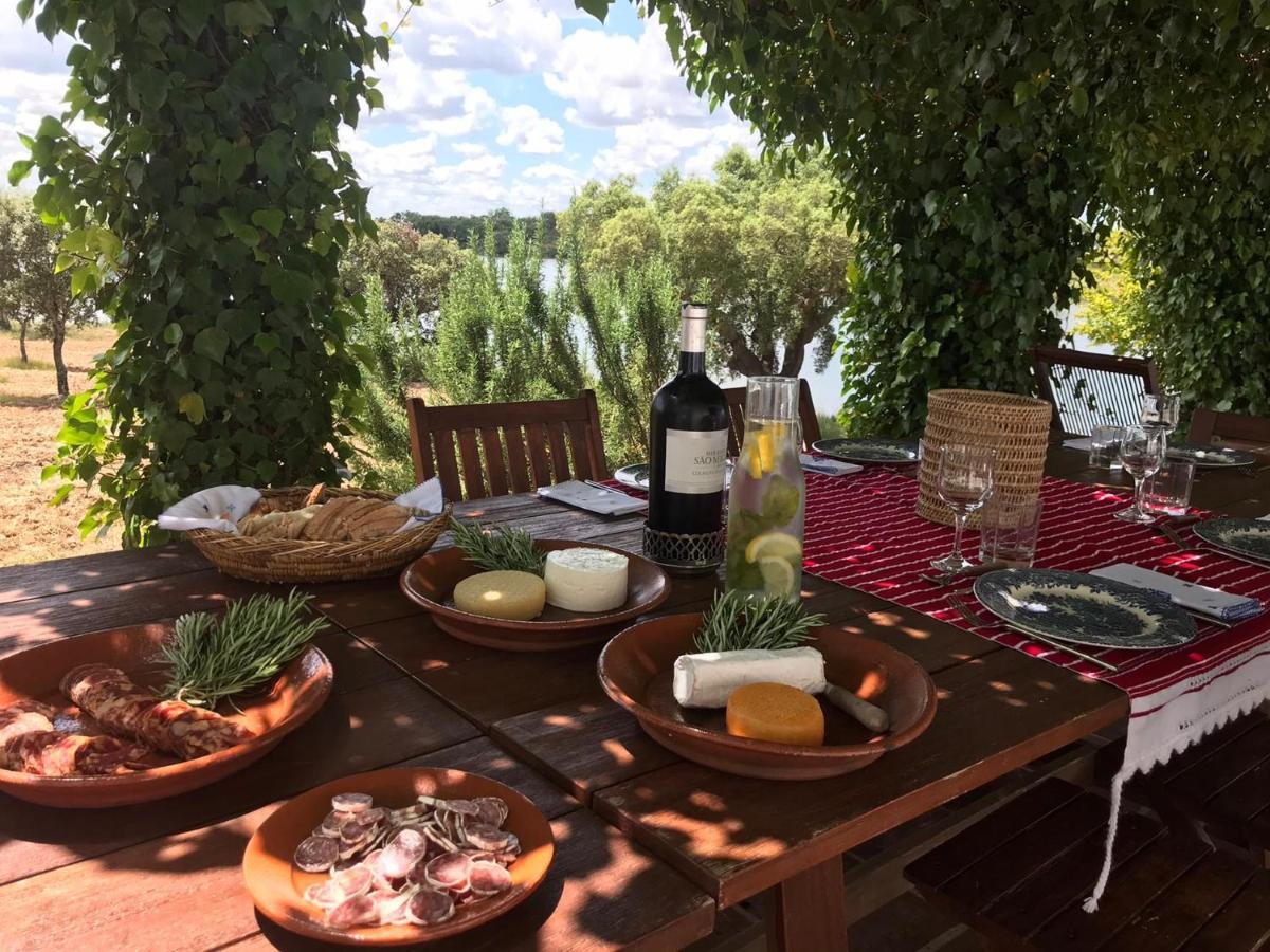 Fontes - A Essencia Do Alentejo Com Lago Privado Redondo Exterior foto